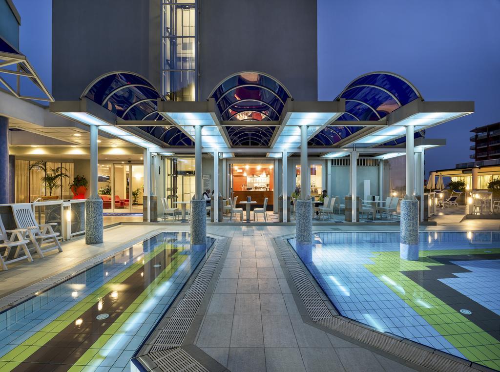 Hotel San Michele Bibione Esterno foto