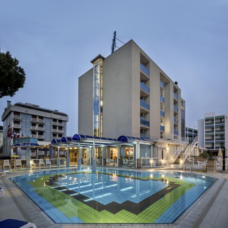 Hotel San Michele Bibione Esterno foto