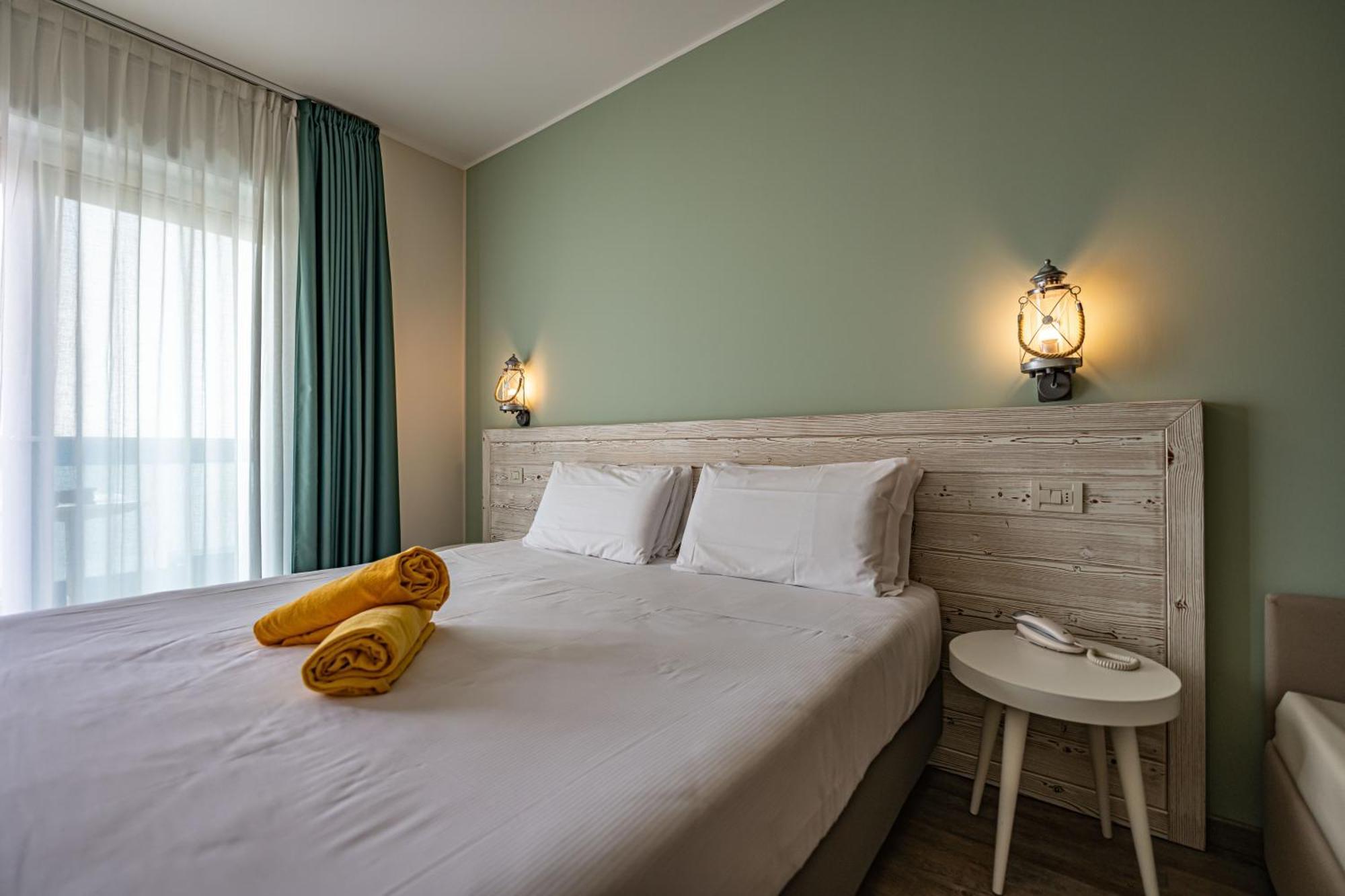 Hotel San Michele Bibione Esterno foto